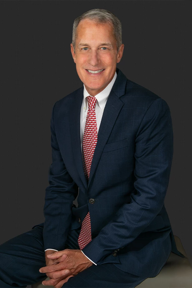 Craig Fox Full Body Photo