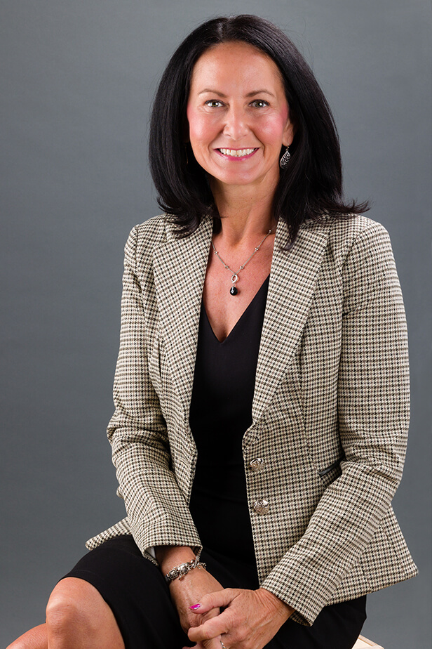 Susie Mansker Full Body Photo